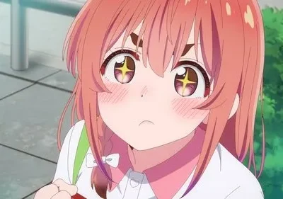 Jovem anime de cabelo rosa com olhos arregalados e brilhantes, bochechas coradas e expressão tímida, em cenário externo.