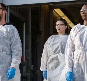 The Pitt – T01E02: 8:00 A.M.