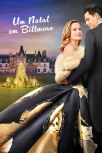 Mulher elegante de estola e vestido luxuoso olha para frente,homem ao lado. Castelo e árvores de Natal iluminadas ao fundo. Ambiente festivo.