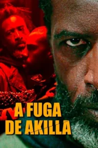 A Fuga de Akilla 3 Homem barbudo com olhar penetrante à direita. Ao fundo, duas figuras em luz vermelha intensa, uma com dreads. Atmosfera sombria e urgente.