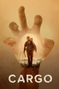 Homem com bebê nas costas e facão caminha em terreno árido. Uma mão gigante e ressecada os enquadra. Clima de sobrevivência.