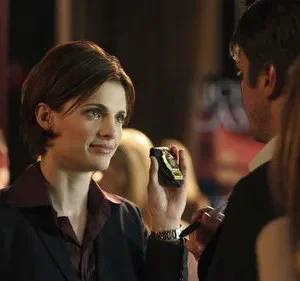 Castle – T01E01: Flores para o Seu Túmulo