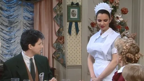 Competente e Descarada – T01E10: A Babá do Patrão