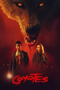 Pôster de terror vermelho. Um lobo ameaçador com olhos brilhantes e presas sangrentas paira sobre um homem assustado e uma mulher armada.