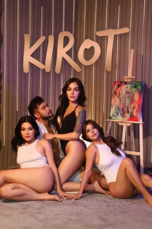 Um homem e três mulheres posam sensualmente contra um fundo de madeira iluminado. À direita, um cavalete com pintura abstrata. Clima íntimo e provocante.