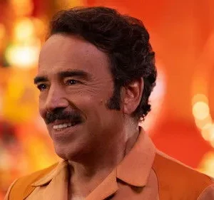 Acapulco – T01E08: Vez após vez