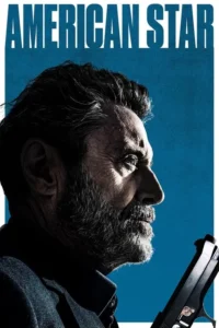 Homem barbudo,de perfil e expressão intensa,segurando uma arma. Fundo azul texturizado. Clima sombrio.
