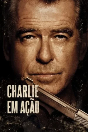 Rosto de homem maduro com olhar sério e cabelo grisalho. Uma pistola em diagonal sobre o queixo. Fundo escuro. Clima de suspense e ação.