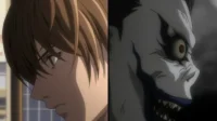 Pôster de anime dividido. Um jovem pensativo à esquerda, um monstro sinistro com dentes afiados e olhos vermelhos à direita. Clima sombrio.