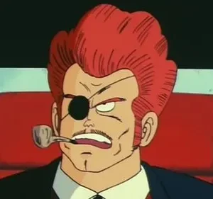Personagem de anime com cabelo ruivo espetado, tapa-olho, bigode e cachimbo, em terno. Sentado em cadeira vermelha, com expressão carrancuda.