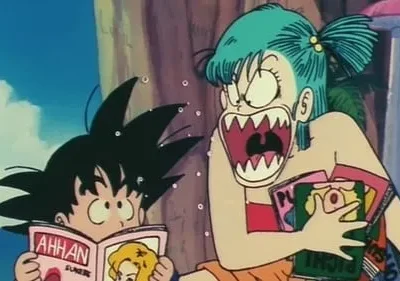 Garoto de cabelo espetado lê revista. Mulher de cabelo azul, furiosa, grita, segurando revistas. Cenário tropical.