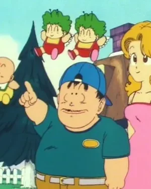 Desenho animado. Um homem de boné aponta para três bebês flutuantes. Ao lado, uma mulher loira de vestido rosa sorri em um quintal.