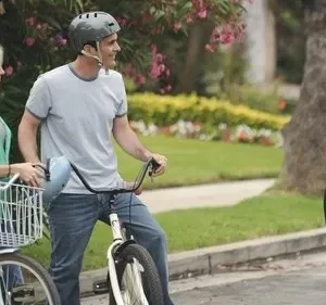 Família Moderna – T01E02: O Ladrão de Bicicleta