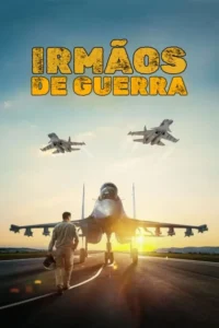 Piloto caminha em pista ao lado de um caça com pôr do sol ao fundo. Dois caças voam no céu claro. Cena de ação militar.