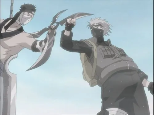 Dois ninjas se enfrentam sob um céu nublado. Um tem o rosto enfaixado e armas grandes;o outro tem cabelo prateado e máscara.