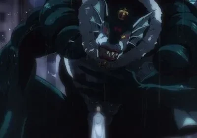 Monstro gigante e escuro com dentes afiados, olhos vermelhos e coroa ameaça um pequeno humano de branco. Chove intensamente em cenário urbano.