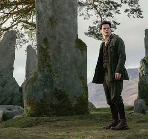 Outlander: Blood of My Blood – T01E02: SWAK (Selado com um Beijo)