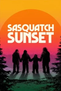 Família de Bigfoots silhuetada de mãos dadas, contra um pôr do sol vibrante em tons de laranja, rosa e roxo, em floresta.