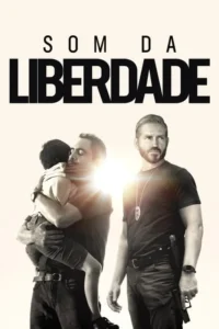 Dois homens e uma criança. Um abraça a criança,emocionado. O outro,barbudo,segura arma. Fundo claro e ensolarado,clima intenso.