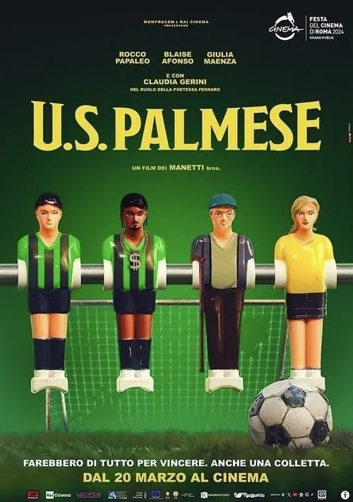 Pôster: Quatro figuras de pebolim (jogadores, homem, mulher) numa barra. Fundo verde de campo de futebol com gol e uma bola. Clima descontraído e esportivo.