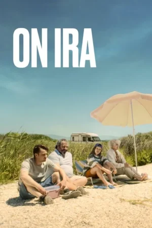 Quatro pessoas relaxam numa praia ensolarada com um guarda-sol e um trailer ao fundo. Clima de verão e viagem.