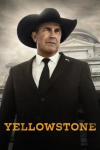 Um homem de meia-idade com chapéu de cowboy e terno preto,olhar determinado. Ao fundo,edifício de cúpula sob céu dramático.
