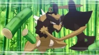 Criatura marrom e preta em pose de combate, em meio a um denso bambuzal verde, com toras de bambu flutuando.
