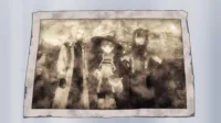 Foto sépia envelhecida de três figuras, incluindo uma criança de chapéu, num cenário de montanhas e ruínas. Clima de aventura.
