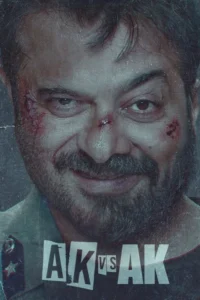 Rosto de um homem barbudo com ferimentos e sangue, sorrindo de forma maliciosa. A imagem tem tons escuros e atmosfera gritty.