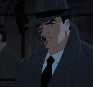 Homem em sobretudo e chapéu, com rosto metade normal, metade desfigurado. Reflexo quebrado dele em janela sob chuva, clima sombrio.