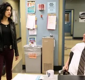 Brooklyn Nine-Nine: Lei e Desordem – T01E18: O apartamento