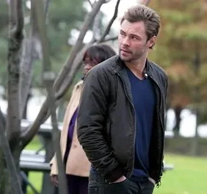 Chicago P.D.: Distrito 21 – T01E06: Convenções