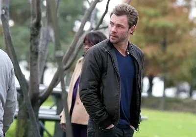 Chicago P.D.: Distrito 21 – T01E06: Convenções