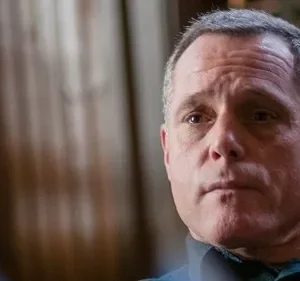 Chicago P.D.: Distrito 21 – T01E09: Testemunha-Chave