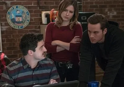 Chicago P.D.: Distrito 21 – T01E14: As Docas