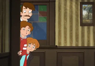 Três personagens animados (adulto, dois meninos) espreitam empilhados de uma porta. Expressões de curiosidade e apreensão em casa antiga.