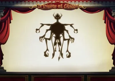 Palco teatral com cortinas vermelhas e colunas, exibindo a sombra escura e ameaçadora de um demônio chifrudo com múltiplos membros.