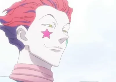 Homem anime de cabelo rosa, pele branca, com estrela rosa na bochecha e gota verde sob o olho, sorrindo de lado contra um céu claro.