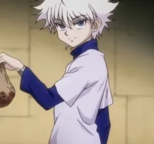 Jovem anime de cabelo branco, olhos azuis, segura um saco com manchas de sangue. Expressão confiante. Fundo de parede clara.