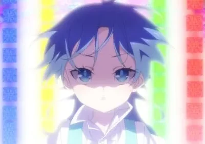 Personagem de anime de cabelo azul e olhos azuis, olhando à frente. Cercada por pilares de luzes digitais vibrantes e coloridas. Clima futurista e etéreo.