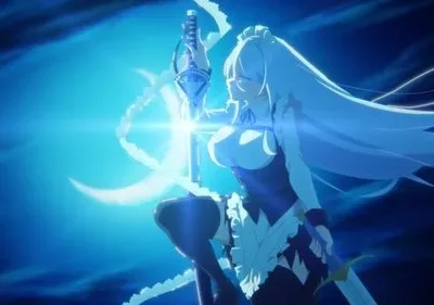 Mulher de anime, cabelos brancos e vestido de empregada, ergue uma espada luminosa. Fundo azul-escuro com lua crescente e aura mística.