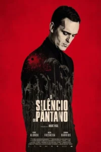 Homem em terno escuro,com pântano e respingos vermelhos no ombro,olha para baixo. Fundo vermelho sombrio e misterioso.