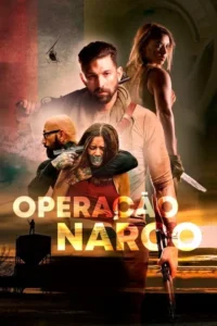 Pôster de ação com homem barbudo, mulher determinada, e refém amordaçada sob mira. Helicóptero e pôr do sol árido criam clima tenso.