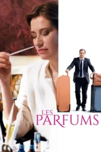 Mulher de olhos fechados cheira um perfume com concentração em fundo quente. Homem sério de terno,segurando malas em fundo branco. Contraste.