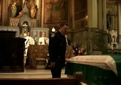 Sangue Azul – T01E04: Policial Caído