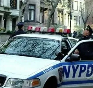 Sangue Azul – T01E13: Vidraça