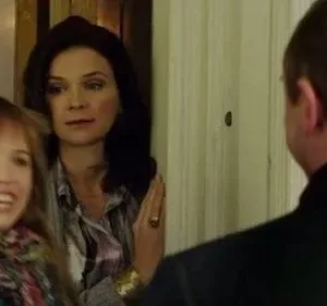 Sangue Azul – T01E14: Meu Alegre Dia Dos Namorados