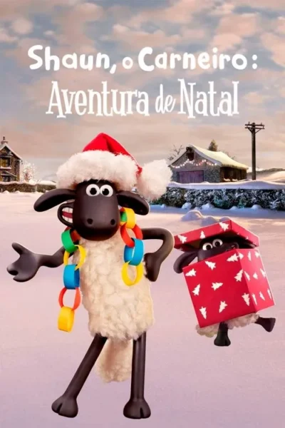 Um carneiro sorridente com chapéu de Papai Noel e colar colorido, ao lado de um carneirinho numa caixa de presente, em cenário nevado natalino.