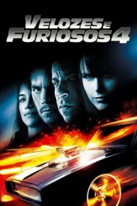 Quatro personagens sérios (dois homens,duas mulheres) em destaque,com um carro potente em alta velocidade e explosões alaranjadas abaixo.