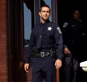 Banshee – T01E01: Piloto